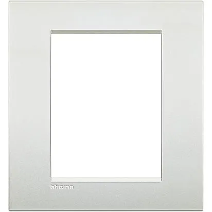 Rama 3 + 3 module alb perlat bticino living light air - lnc4826pr