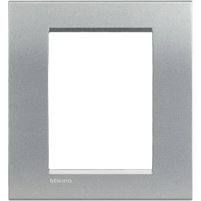 Rama 3 + 3 module Tech Bticino Living Light AIR - LNC4826TE