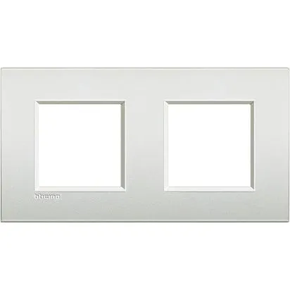 Rama 2 + 2 module cu distanța de 71 mm Alb Perlat Bticino Living Light AIR - LNE4802M2PR