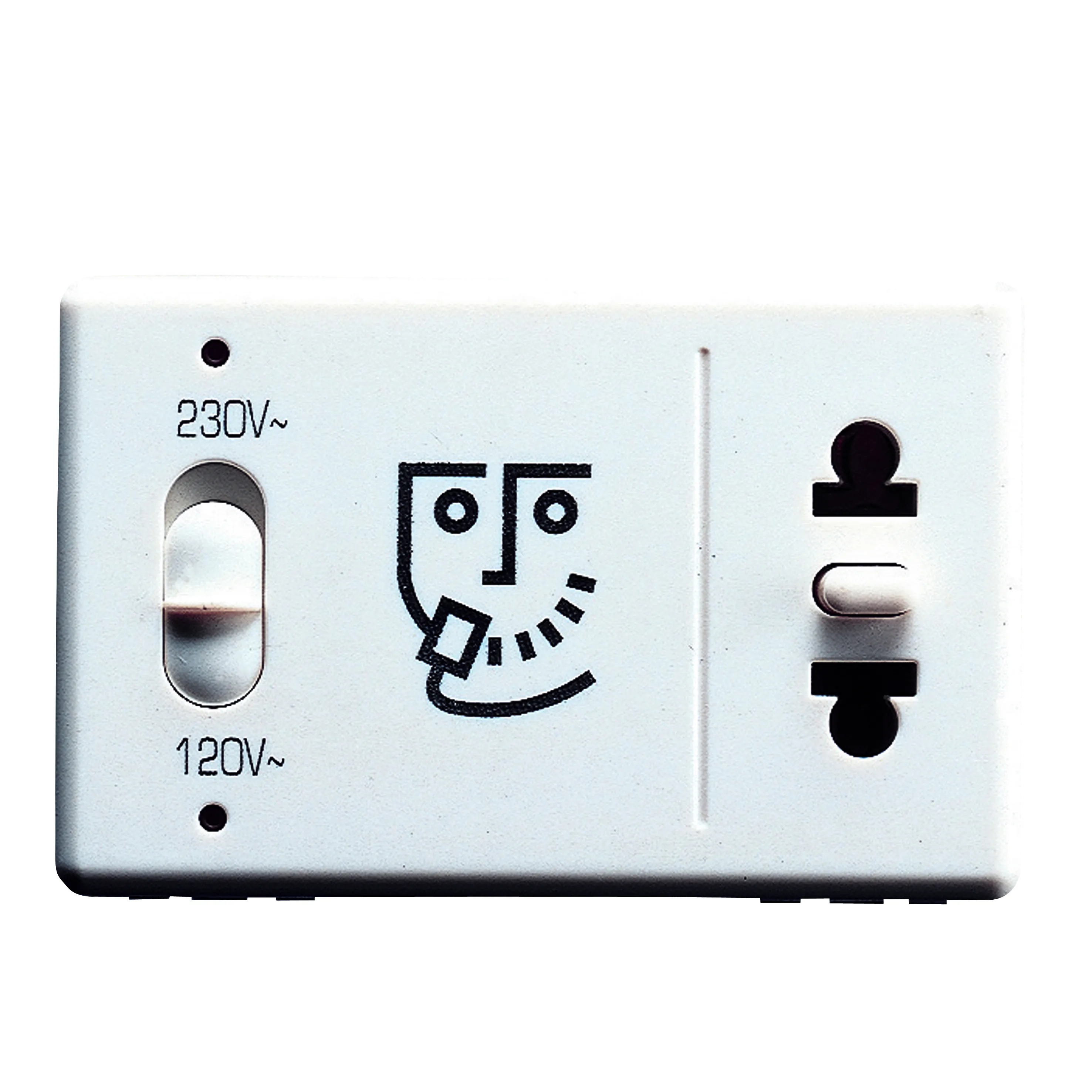 Priza, Pentru, Aparatul, De, Ras, Pentru, Sistemul, Hotelier, Standard, European/American, Indicator, Luminos, Pentru, Tensiunea, Selectata, -230V, 50/60Hz, 3, Module, Sistem, Alb, Gewiss, System, GW20841