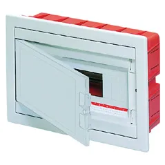 Carcasa tablou cu montaj incastrat la nivel - cu usa alb opac - pre-montata cu carcasa bloc de borne 8 module ip40 gewiss gw40655